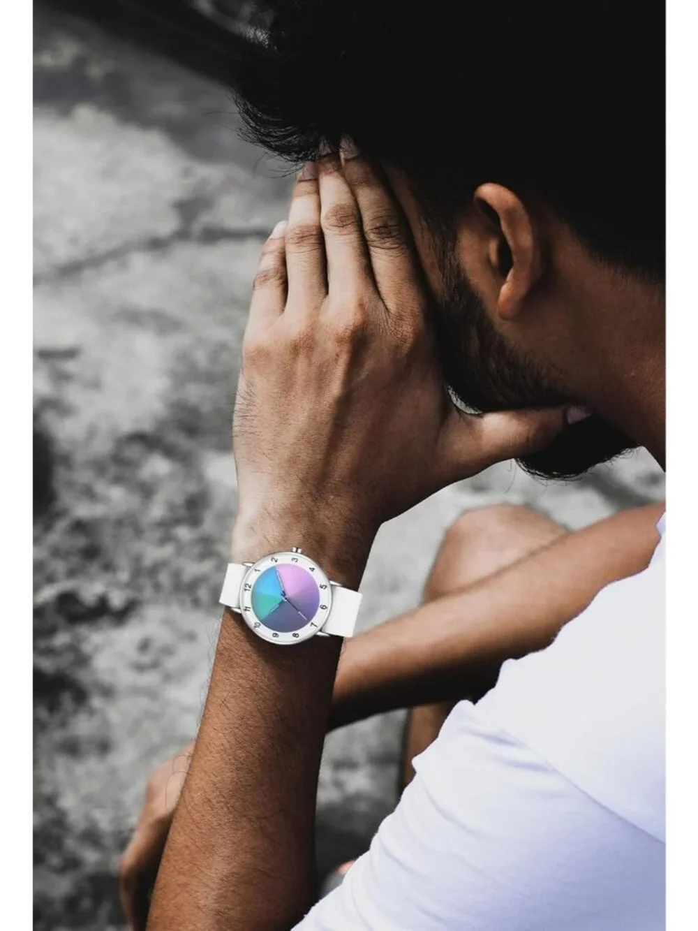 Unisex White Analog Quartz Creative Original Design Unique Casual Wrist Watch